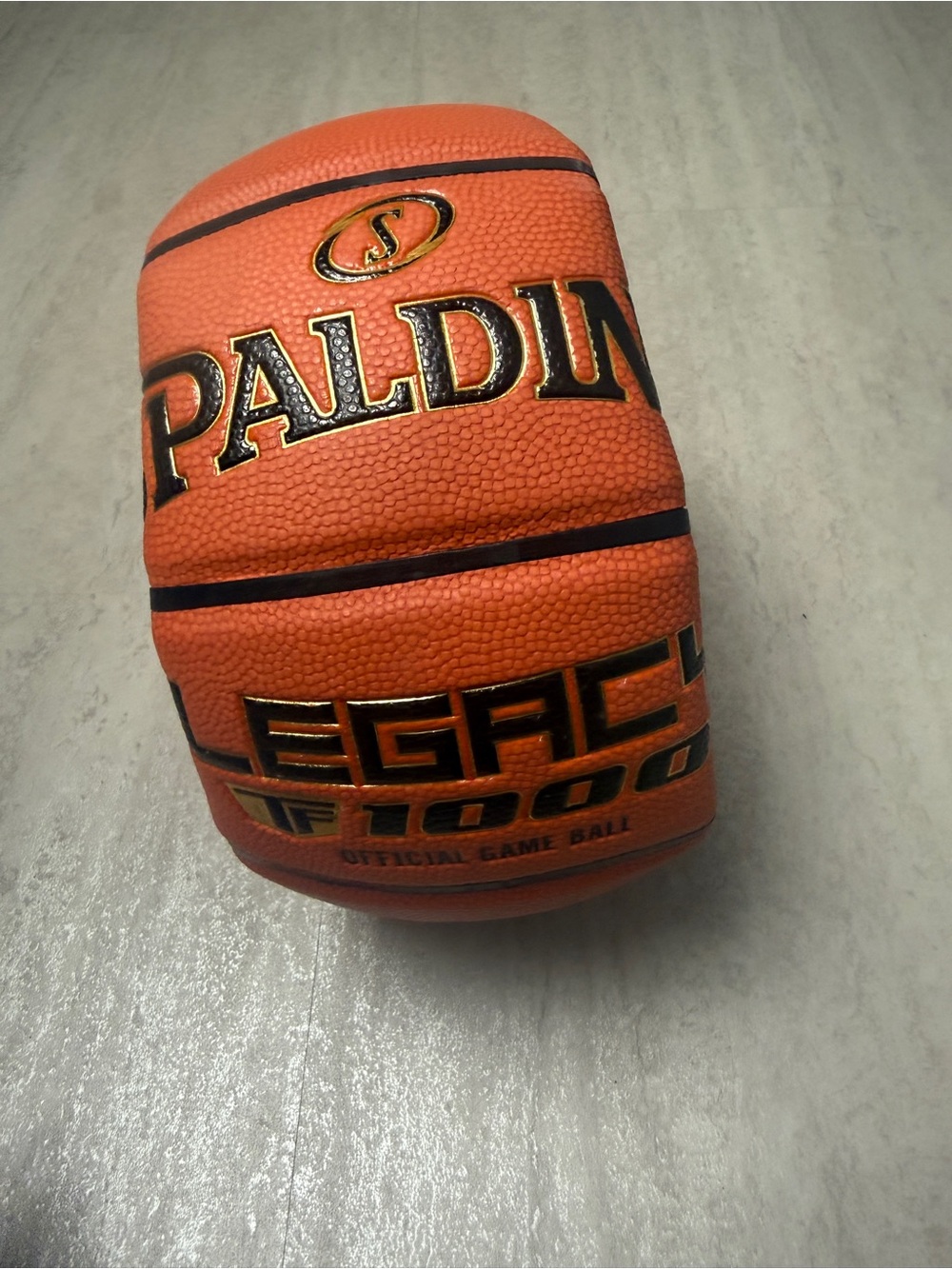 Spalding Legacy basketball TF1000 Indoor game ball
